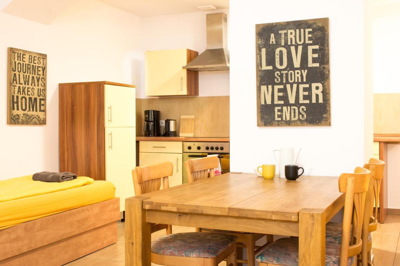 Gwuni B&B Leipzig Bagian luar foto